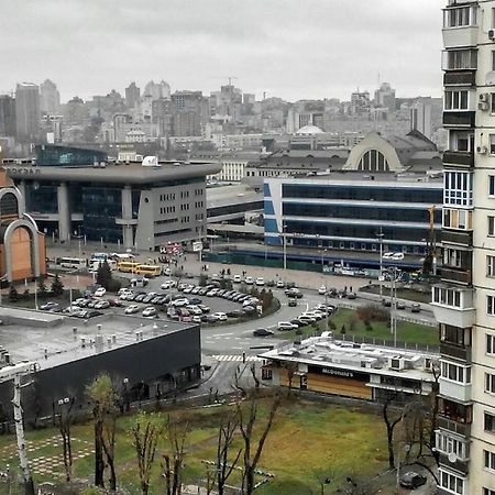 דירות קייב Патриарха Скрипника 7,Жд Вокзал, Ультрамарин מראה חיצוני תמונה